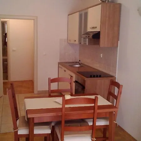 Toni Apartment *