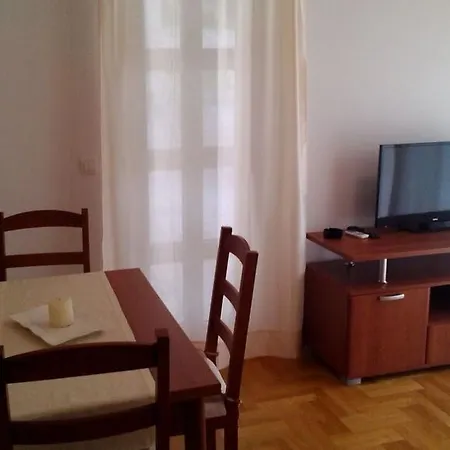 Toni Apartman